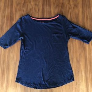 Boden elbow length pocket tee
